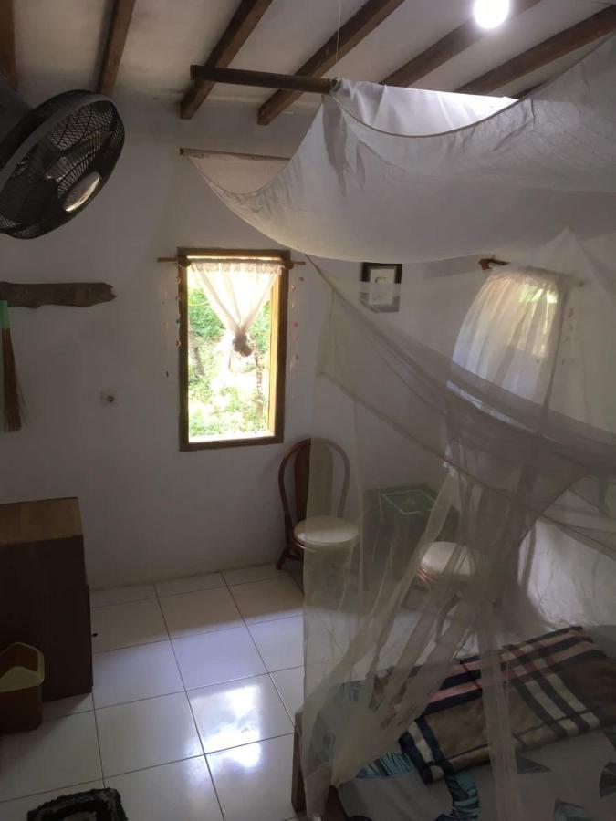 Villa Hembers Surf Camp Pacitan Esterno foto