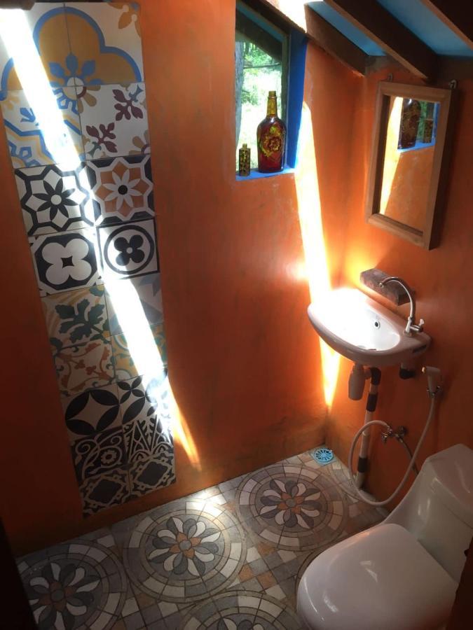 Villa Hembers Surf Camp Pacitan Esterno foto